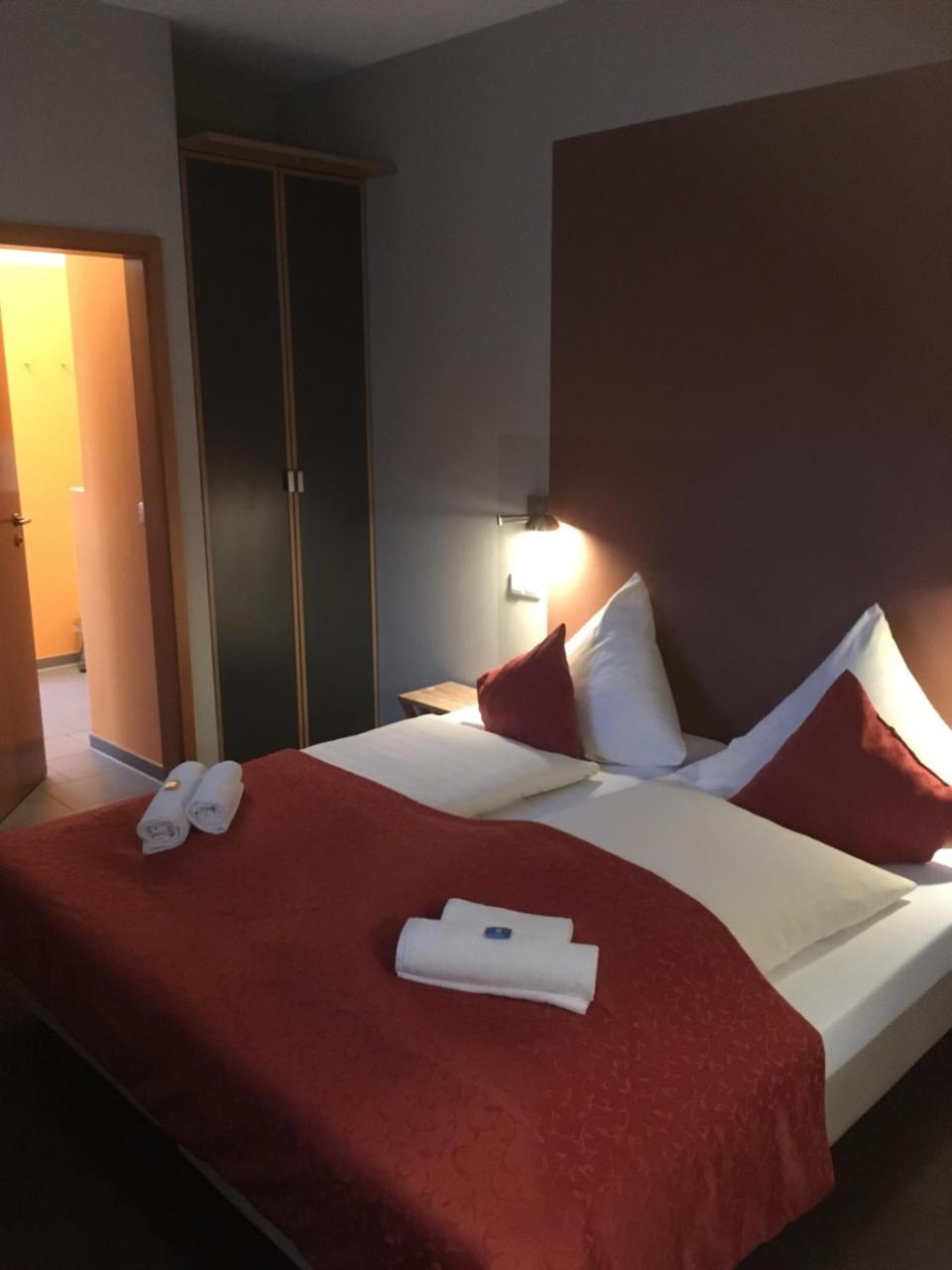 Maxi'S Hotel Steinfeld  Esterno foto